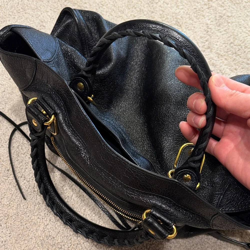 Balenciaga Black Leather Shoulder Bag with Gold Details - Picture 8 of 8